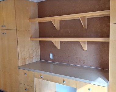 90 E Woodland - Photo Thumbnail 14