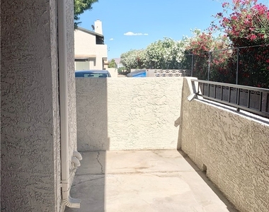 3771 Shirebrook Drive - Photo Thumbnail 2