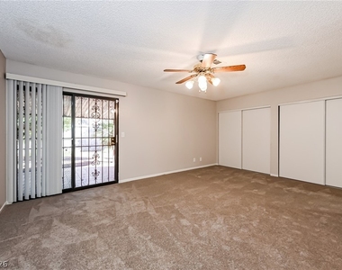 3212 Lark Circle - Photo Thumbnail 8