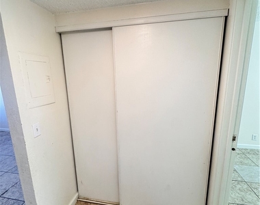 3356 Sylvia Street - Photo Thumbnail 10