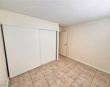 3356 Sylvia Street - Photo Thumbnail 17