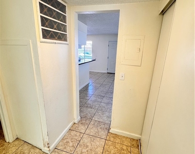 3356 Sylvia Street - Photo Thumbnail 11