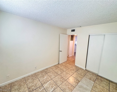 3356 Sylvia Street - Photo Thumbnail 20