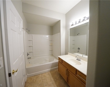 9330 W Maule Avenue - Photo Thumbnail 23