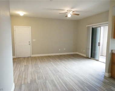 9330 W Maule Avenue - Photo Thumbnail 8