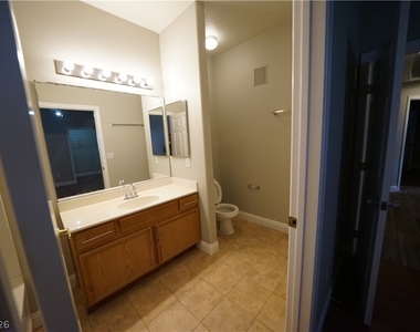 9330 W Maule Avenue - Photo Thumbnail 22