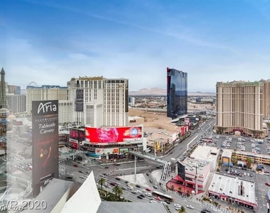 3722 Las Vegas Boulevard - Photo Thumbnail 15