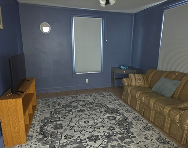 30 Flanders Street - Photo Thumbnail 18