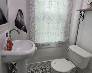 30 Flanders Street - Photo Thumbnail 25