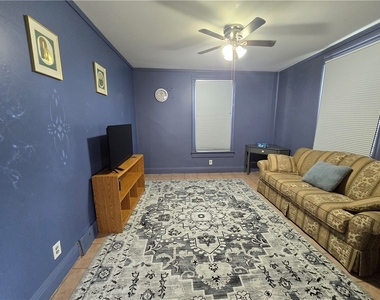 30 Flanders Street - Photo Thumbnail 2