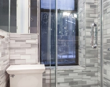 60 Avenue B - Photo Thumbnail 5