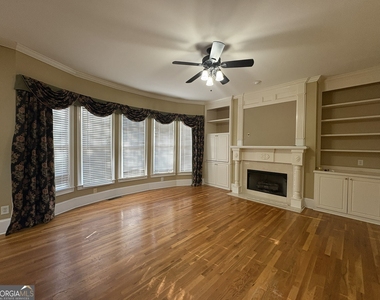 5930 Abbotts Run Trail - Photo Thumbnail 6