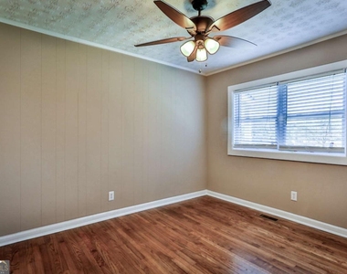 680 North Avenue - Photo Thumbnail 17