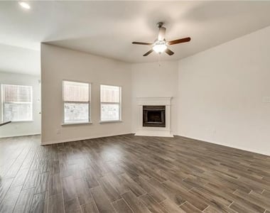 1029 N Churchill Drive - Photo Thumbnail 1
