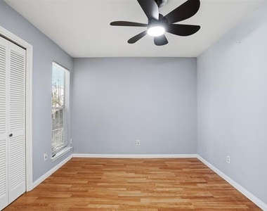 2535 Wedglea Drive - Photo Thumbnail 17
