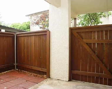 12816 Midway Road - Photo Thumbnail 2