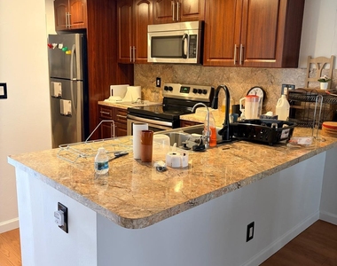 1641 Fairway Road - Photo Thumbnail 12