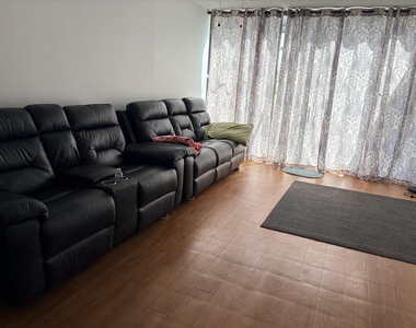 1641 Fairway Road - Photo Thumbnail 14