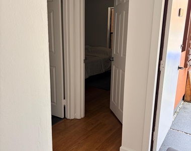 1641 Fairway Road - Photo Thumbnail 3