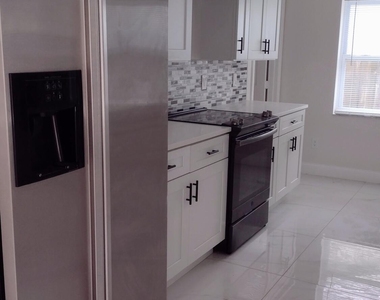 22682 Sw 65th Circle - Photo Thumbnail 19