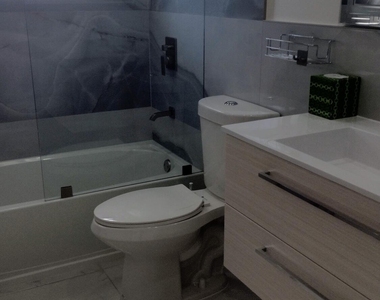 22682 Sw 65th Circle - Photo Thumbnail 5