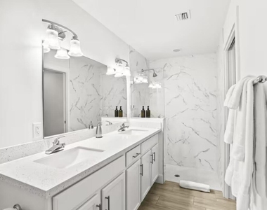 565 Lilac Court - Photo Thumbnail 14