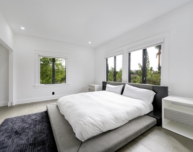 1629 S Lakeside Drive - Photo Thumbnail 19