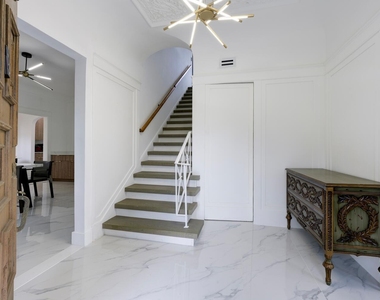 1629 S Lakeside Drive - Photo Thumbnail 7