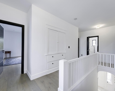 1629 S Lakeside Drive - Photo Thumbnail 15
