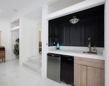 1629 S Lakeside Drive - Photo Thumbnail 14