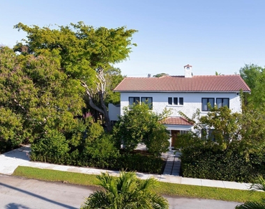 1629 S Lakeside Drive - Photo Thumbnail 31