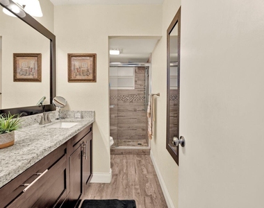 6850 Royal Palm Boulevard - Photo Thumbnail 10