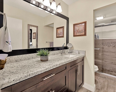 6850 Royal Palm Boulevard - Photo Thumbnail 7