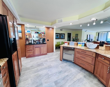 200 S Beach Road - Photo Thumbnail 9