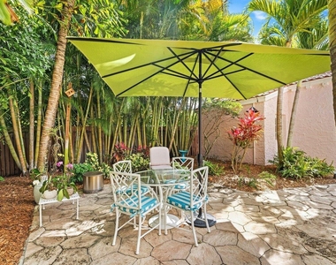 217 Se Coconut Avenue - Photo Thumbnail 29