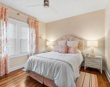 217 Se Coconut Avenue - Photo Thumbnail 23