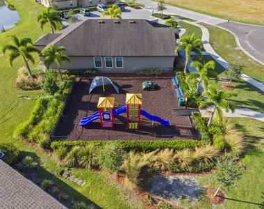 1817 Party Place - Photo Thumbnail 36