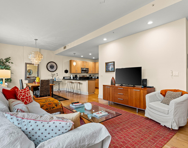 3120 N Latitude Circle - Photo Thumbnail 5