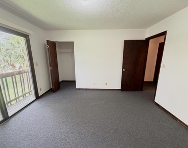 1226 N Haverhill Road - Photo Thumbnail 9