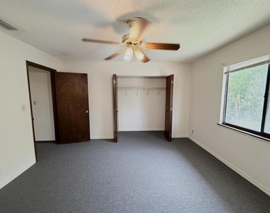 1226 N Haverhill Road - Photo Thumbnail 7
