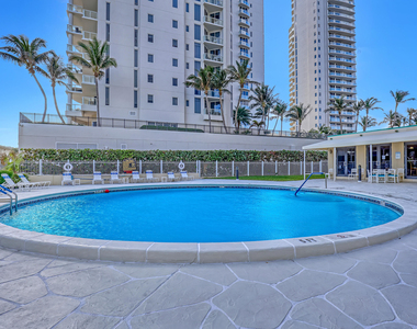 2800 N Ocean Drive - Photo Thumbnail 30