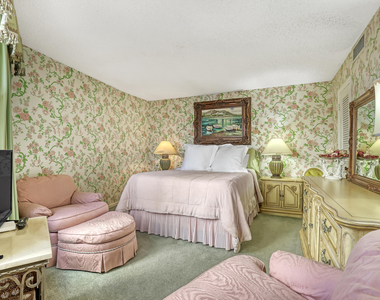 2800 N Ocean Drive - Photo Thumbnail 16