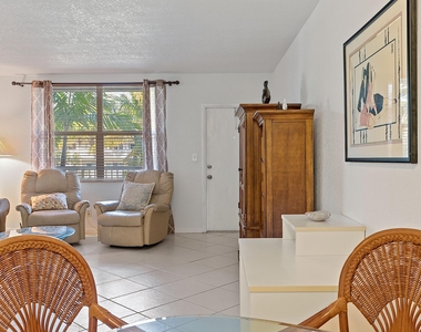 2565 S Ocean Boulevard - Photo Thumbnail 9