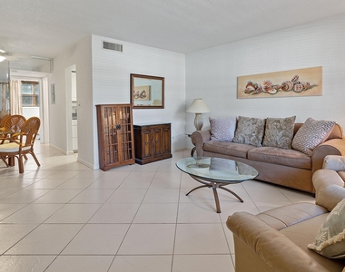 2565 S Ocean Boulevard - Photo Thumbnail 3