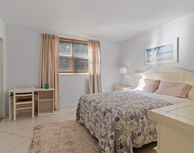 2565 S Ocean Boulevard - Photo Thumbnail 13