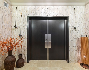 3101 S Ocean Drive - Photo Thumbnail 2