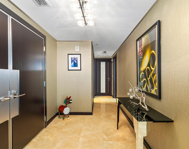 3101 S Ocean Drive - Photo Thumbnail 10
