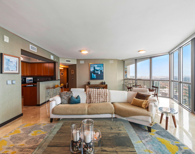 3101 S Ocean Drive - Photo Thumbnail 9
