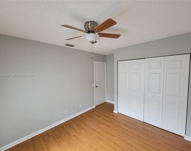 928 Falling Water Road - Photo Thumbnail 25