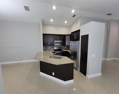 928 Falling Water Road - Photo Thumbnail 1